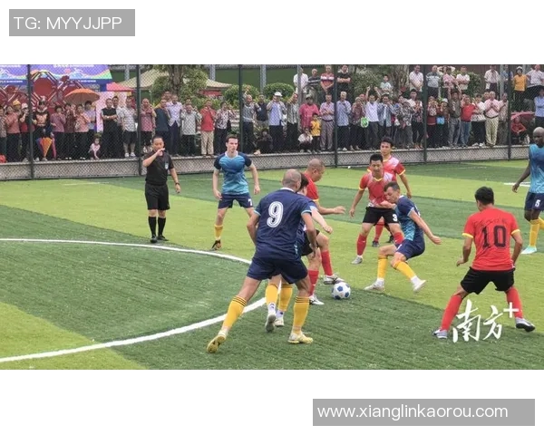 青岛足球赛激情四溢球迷齐聚共庆足球盛事展现城市活力与团结精神 青岛足球赛激情四溢球迷齐聚共庆足球盛事展现城市活力与团结精神